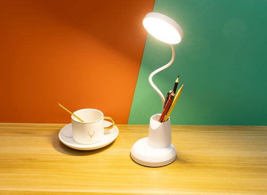 Modern Simple Pen Holder Desk Lamp LED Rechargeable Plug-in Eye Protection Study Lamp College Dormitory Reading Lamp Touch