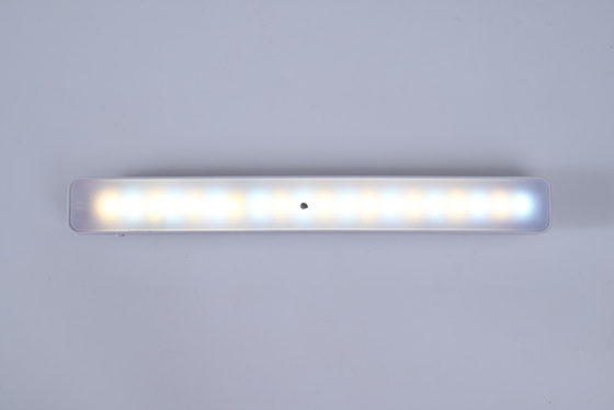 مصباح مكتب حائط LED قابلة للتعديل لدرجة حرارة اللون