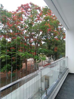 Transparent Wire Aluminium Rail Track Suitable for Balcony Durable Lightweight and Easy to Maintain Aluminium Rail Track
