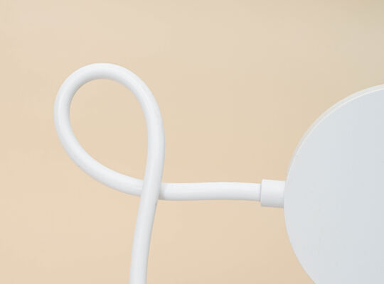 بيع بالجملة أطفال مصباح طاولة LED الحديث رقبة مقطع على التحكم باللمس USB قابلة لإعادة الشحن ضوء ليلي أبيض لدراسة الطلاب