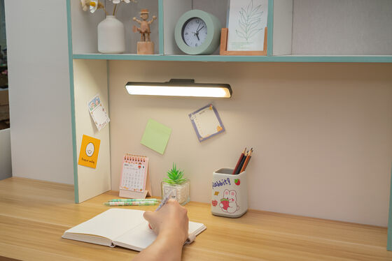 أجهزة استشعار لمسة قابلة لإعادة الشحن مصباح مغناطيسي غرفة دراسة غرفة نوم مدينة شانتو تشاويانغ إضاءة محمولة طويلة الأمد