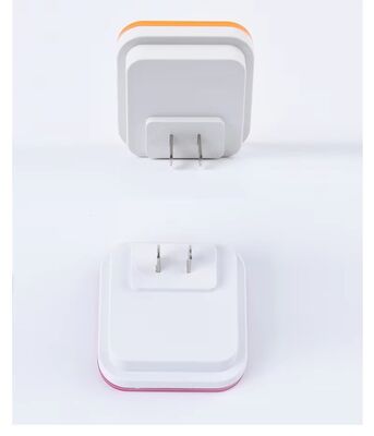 الحث التلقائي أدى أضواء الليل السرير الموفرة للطاقة مصباح متعدد الألوان ضوء الليل لغرفة النوم